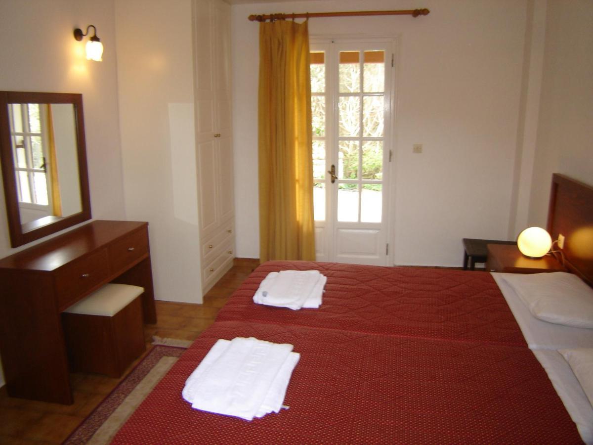 Villa Bacchus Kassiopi Corfu Luaran gambar