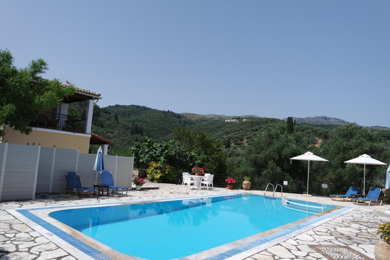 Villa Bacchus Kassiopi Corfu Luaran gambar
